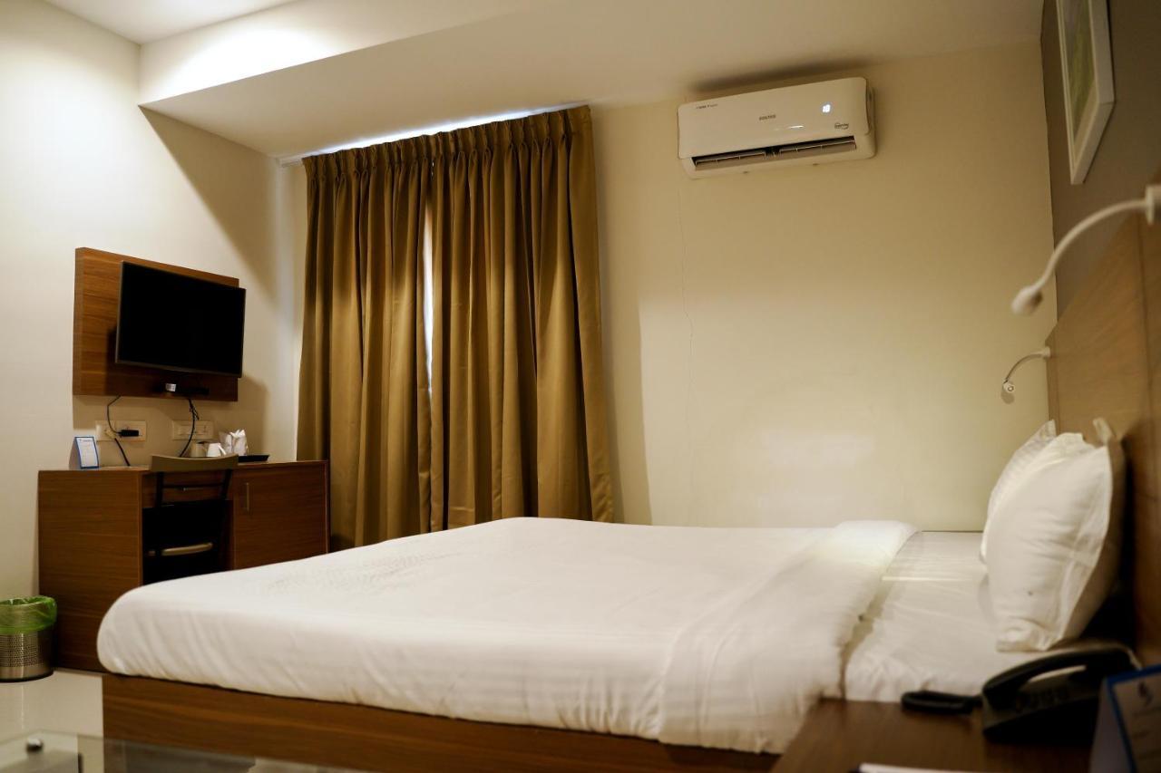 Gino Tourist Home Kochi Exterior foto